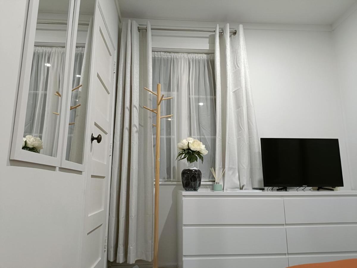 Bright & Comfy Stay In Newly Renovated Home With Parking 奥克兰 外观 照片