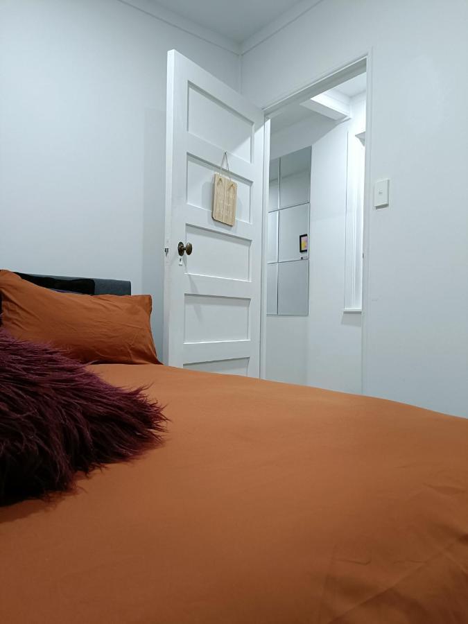Bright & Comfy Stay In Newly Renovated Home With Parking 奥克兰 外观 照片